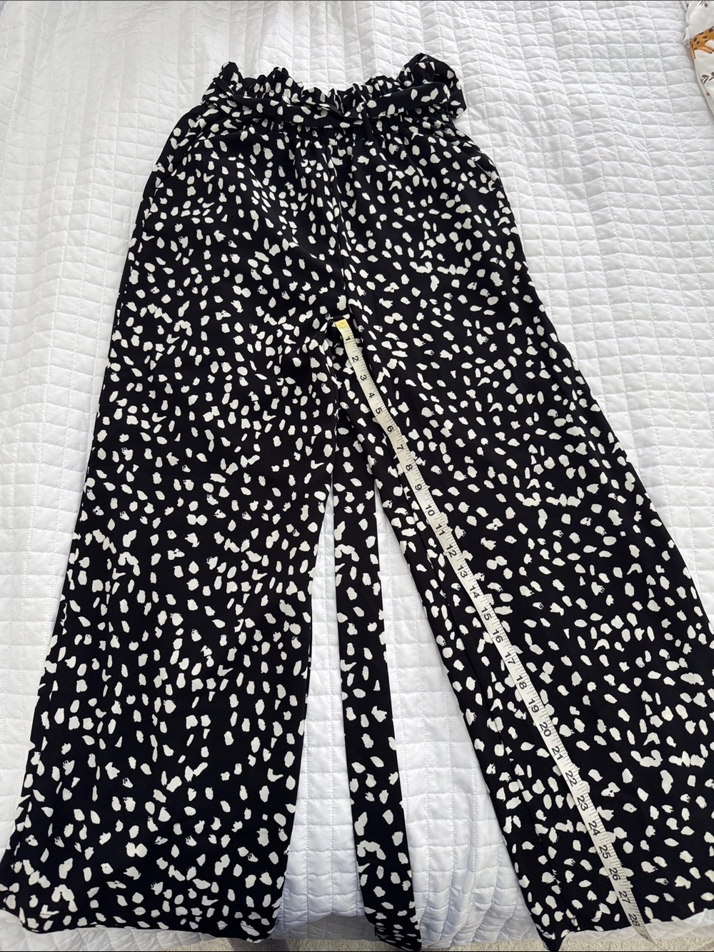 Black & White Printed Wide-Leg Pants